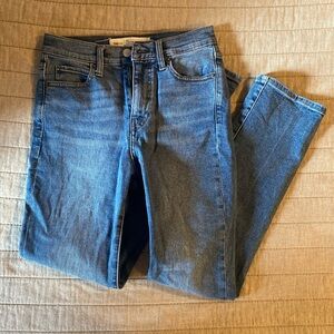 High Rise Jeans